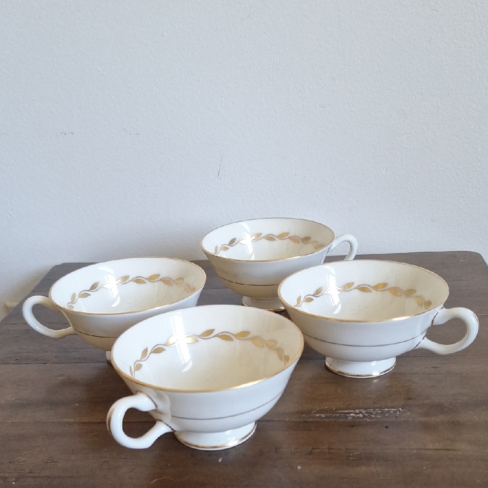 Vintage Lenox Porcelain Footed Teacups Golden Wreath - Set Of 4
